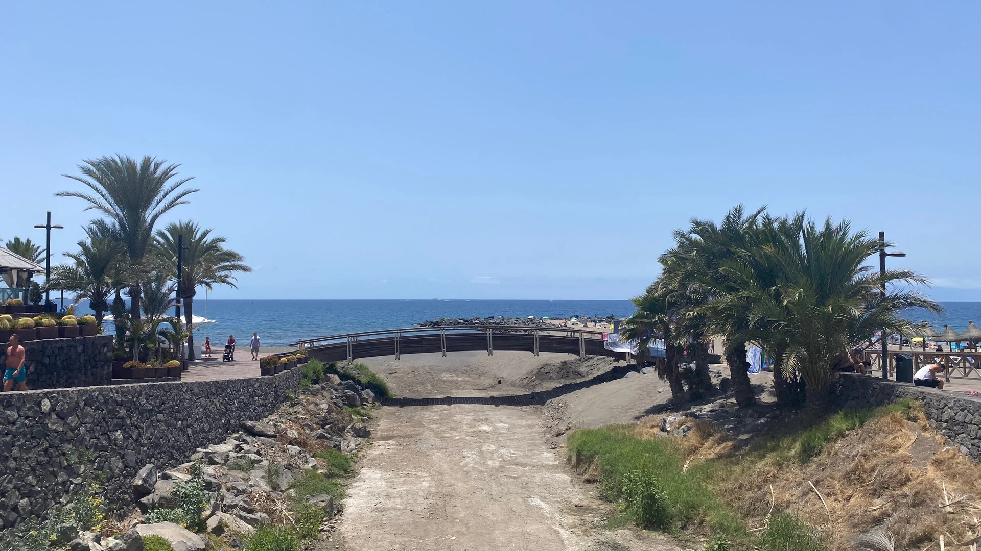 The beach and shoreline at Barranco de Troya in Playa de las Américas, southern Tenerife